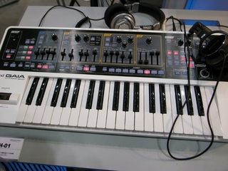 2011楽器フェア9.JPG